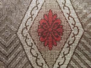 アンティーク　菱華紋織出し本場泥大島紬着物（龍郷）